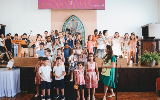 Foto Aprentação dia das Mães