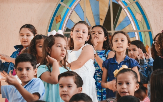 Foto Aprentação dia das Mães