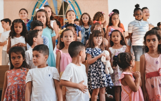 Foto Aprentação dia das Mães