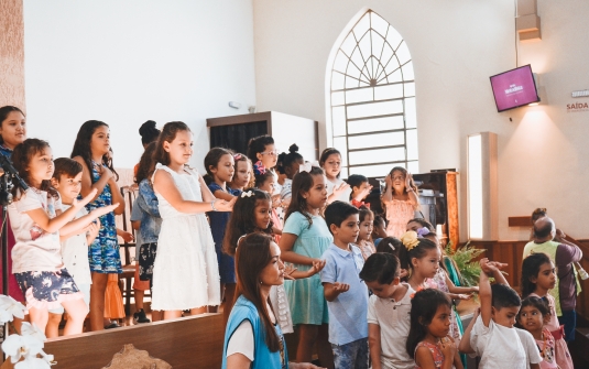 Foto Aprentação dia das Mães