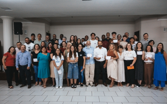 Foto Formatura CDV e Carater Cristão